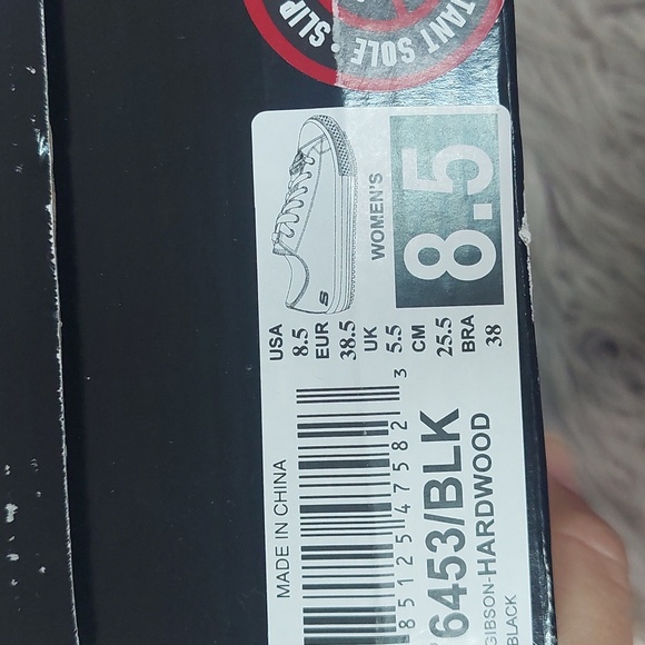 SKECHERS - Picture 7 of 8